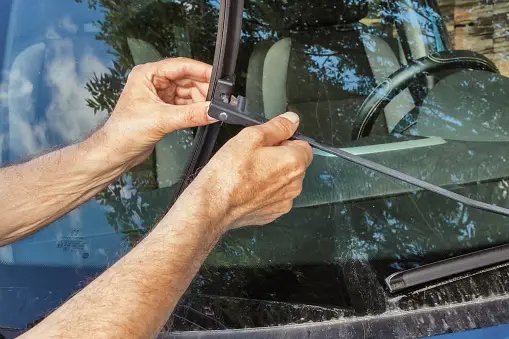 How To Get The Right Auto Glass For Your Car